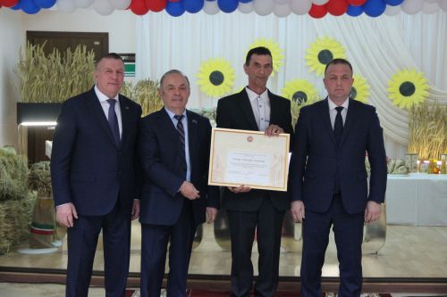 В Тетюшах чествовали работников сельского хозяйства