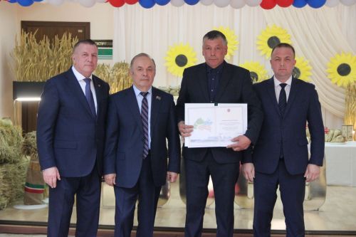 В Тетюшах чествовали работников сельского хозяйства