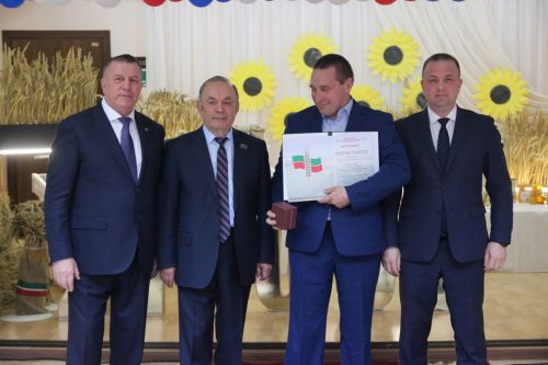В Тетюшах чествовали работников сельского хозяйства