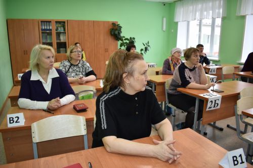 В Тетюшах ЕГЭ сдавали родители