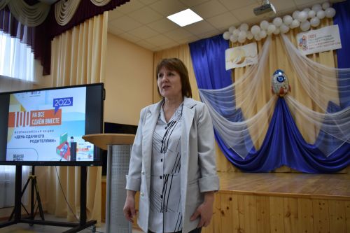 В Тетюшах ЕГЭ сдавали родители