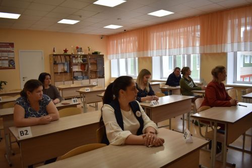 В Тетюшах ЕГЭ сдавали родители