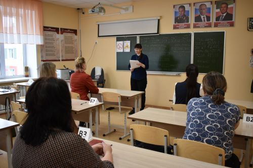 В Тетюшах ЕГЭ сдавали родители