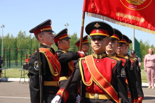 Последний звонок в Тетюшской кадетской школе-интернате