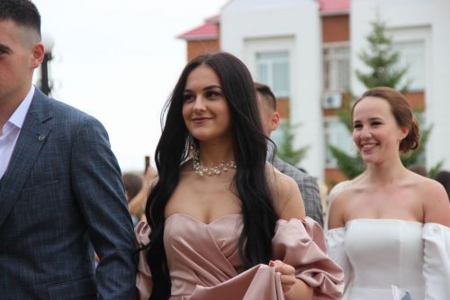 Выпускникам школ Тетюшского района вручили аттестаты