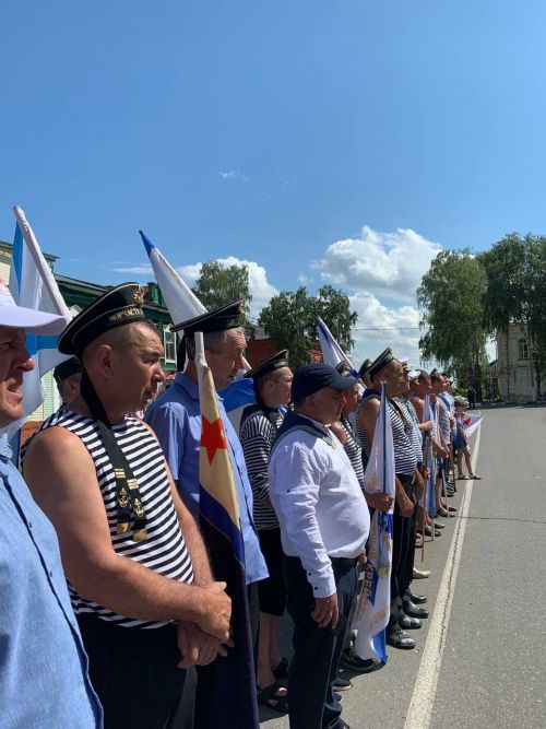 В Тетюшах состоялся митинг ко Дню ВМФ