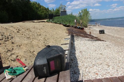 С отдыхающими на оборудованном пляже в Тетюшах была проведена разъяснительная работа