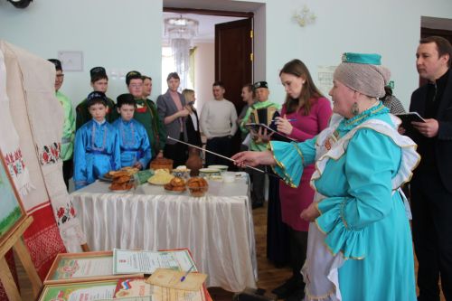 Муниципальный этап республиканского фестиваля "Эхо веков в истории семьи - Тарихта без эзлебез"