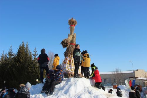 В Тетюшах отметили Масленицу