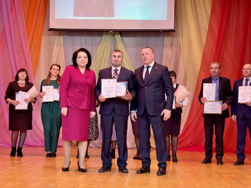 В Тетюшах чувствовали педагогов победителей конкурсов профмастерства
