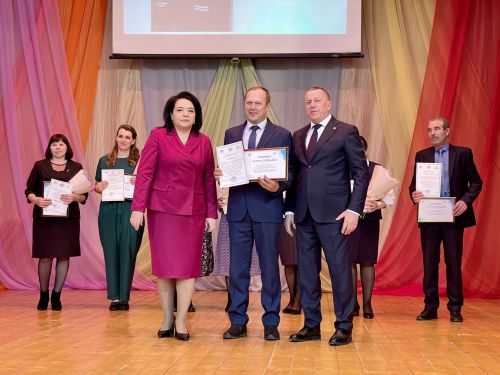 В Тетюшах чувствовали педагогов победителей конкурсов профмастерства
