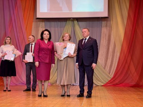 В Тетюшах чувствовали педагогов победителей конкурсов профмастерства