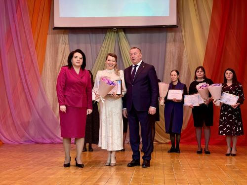 В Тетюшах чувствовали педагогов победителей конкурсов профмастерства