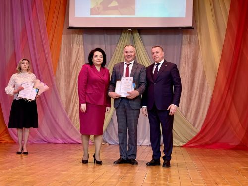 В Тетюшах чувствовали педагогов победителей конкурсов профмастерства