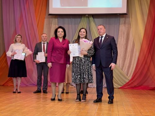 В Тетюшах чувствовали педагогов победителей конкурсов профмастерства