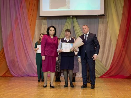 В Тетюшах чувствовали педагогов победителей конкурсов профмастерства
