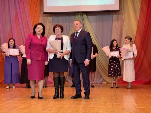 В Тетюшах чувствовали педагогов победителей конкурсов профмастерства