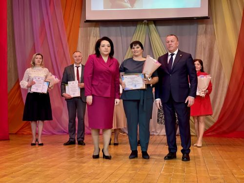 В Тетюшах чувствовали педагогов победителей конкурсов профмастерства