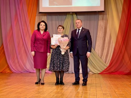 В Тетюшах чувствовали педагогов победителей конкурсов профмастерства