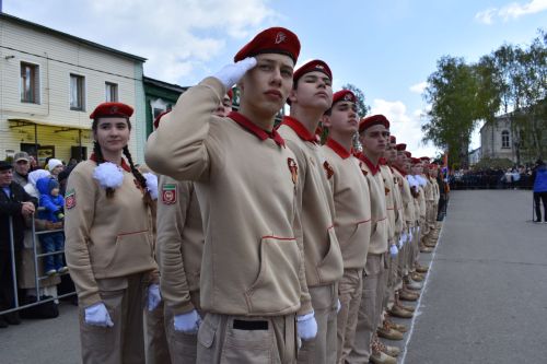Торжественный митинг «Сияй в веках, Великая Победа!» в Тетюшах