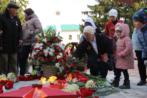 Торжественный митинг «Сияй в веках, Великая Победа!» в Тетюшах
