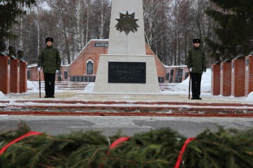 Митинг ко Дню полного освобождения Ленинграда от фашистской блокады