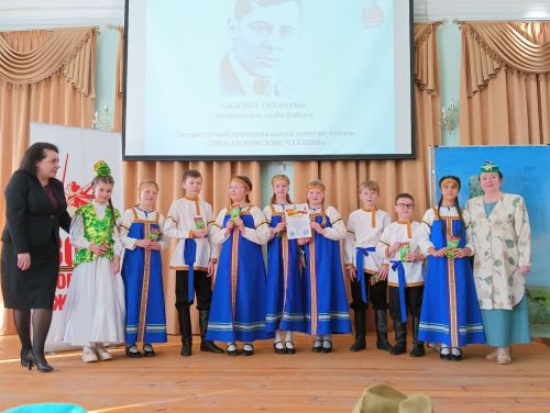 В Тетюшах школьники читали стихи Мусы Джалиля
