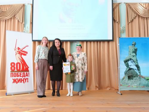 В Тетюшах школьники читали стихи Мусы Джалиля