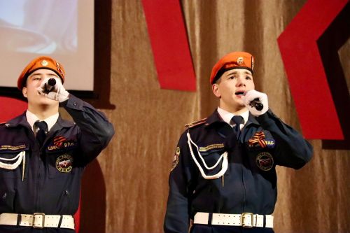 В Тетюшах прошел торжественный концерт «Доблесть, мужество и честь!»