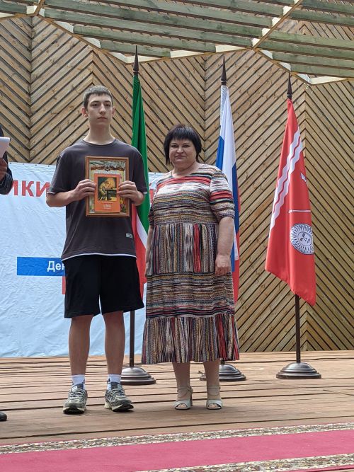 В Тетюшах проходит праздник ко Дню России