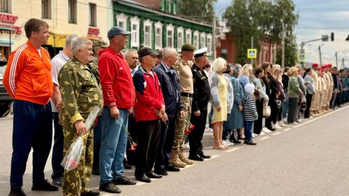 Торжественный митинг в честь Дня ветеранов боевых действий в Тетюшах
