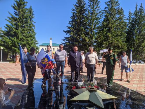 В Тетюшах прошел митинг , посвященный Дню Военно-­морского флота РФ