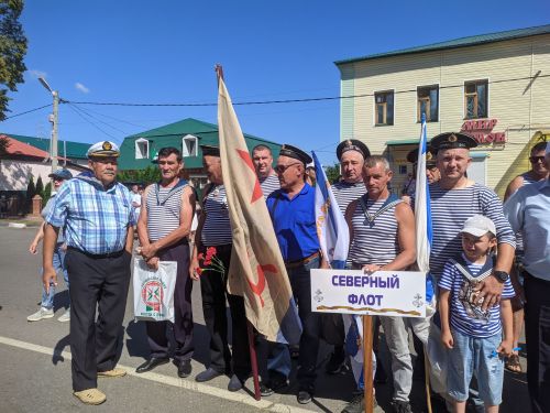 В Тетюшах прошел митинг , посвященный Дню Военно-­морского флота РФ
