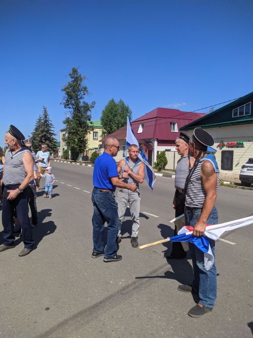 В Тетюшах прошел митинг , посвященный Дню Военно-­морского флота РФ