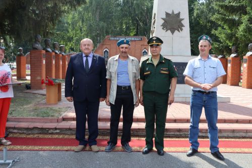 День Воздушно - десантных войск в Тетюшах