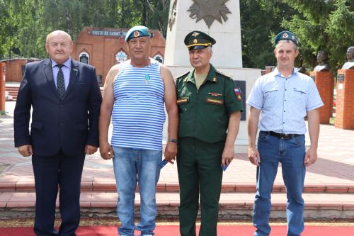 День Воздушно - десантных войск в Тетюшах