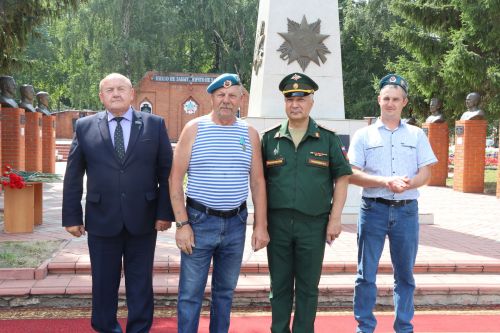 День Воздушно - десантных войск в Тетюшах