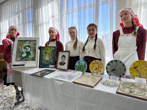 Тәтештә "Без бергә" Республика балалар халык иҗаты фестиваленең зональ этабы тәмамланды