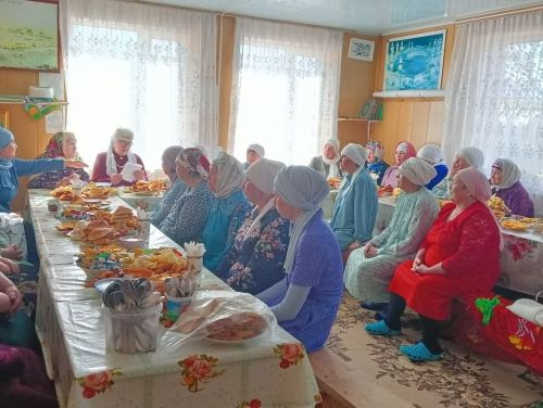 В Байрашево провели поминальный обед с чтением Корана