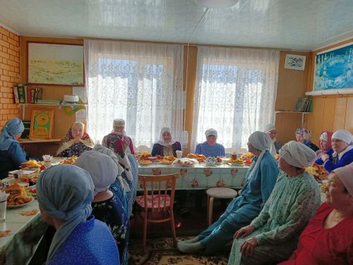 В Байрашево провели поминальный обед с чтением Корана