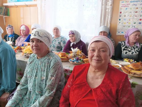 В Байрашево провели поминальный обед с чтением Корана