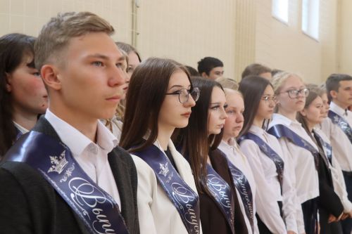 Последний звонок в Тетюшской школе №2 им. Героя России А.А. Соколовского