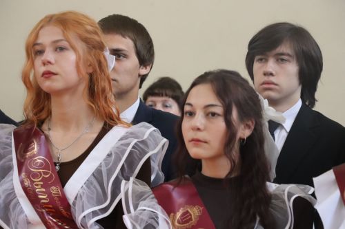Последний звонок в Тетюшской школе №2 им. Героя России А.А. Соколовского