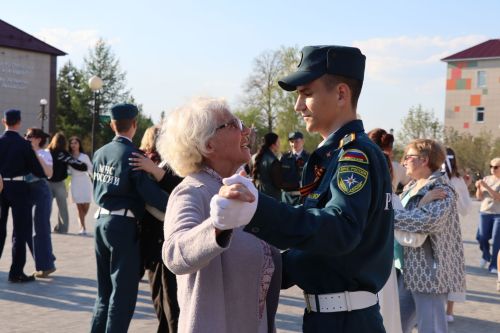 "Вальс Победы" в Тетюшах