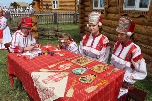 Сабантуй-2026 в Тетюшах. Путешествие по 4 национальным подворьям