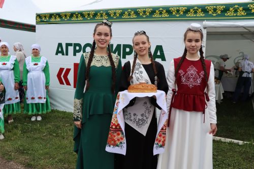 Сабантуй-2026 в Тетюшах. Встреча гостей