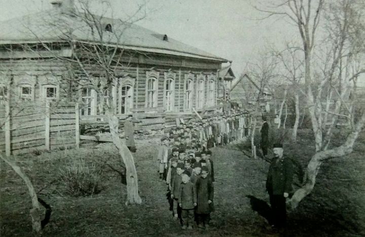 Исторические Тетюши. Русско- татарское училище