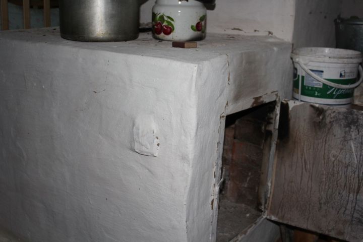 Домовладельцам напоминали не оставлять затопленную печь в бане