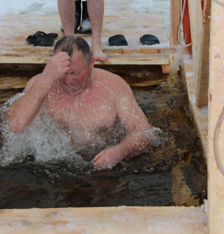МЧС Татарстана напомнило о мерах безопасности во время крещенских купаний