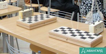 В Большетарханской школе состоялся сеанс одновременной игры в шахматы среди школьников